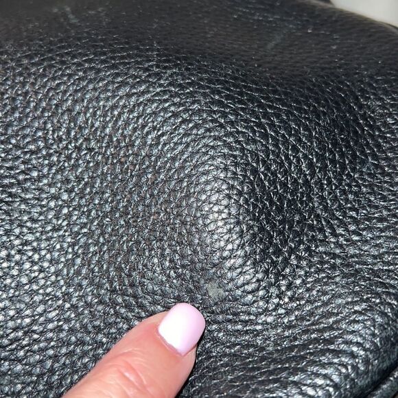 Kate Spade Black Leather Shoulder and Crossbody Purse Top Zip Closure - Picture 3 of 13